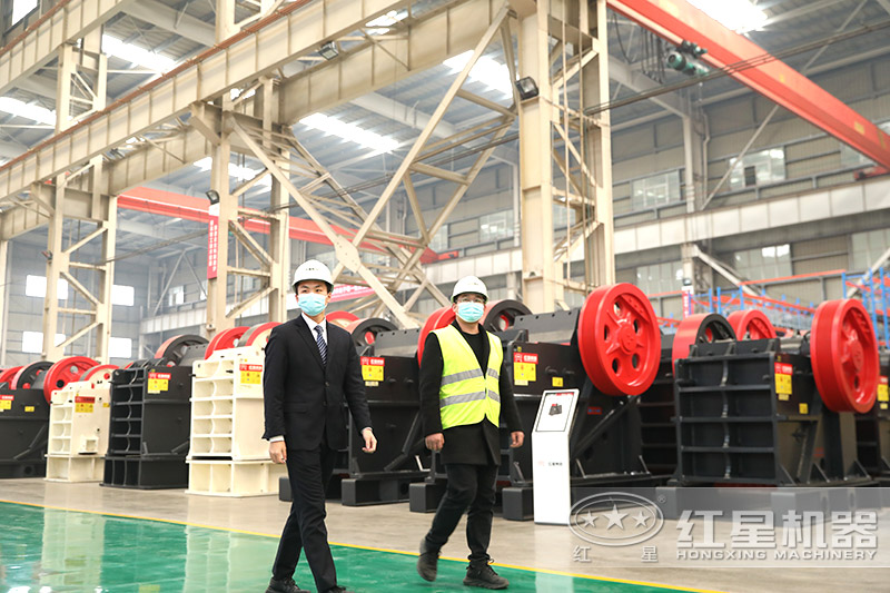 大型打石子機器車間客戶實地考察