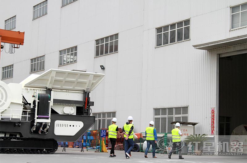 客戶來廠參觀制粉粗加工設備生產車間